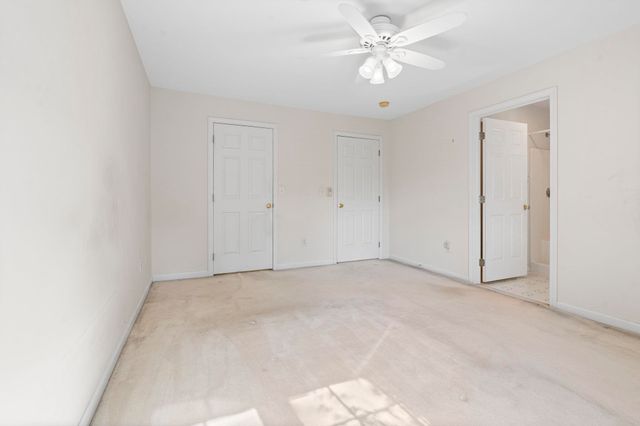 16 Edward Circle, Bedford, NH 03110
