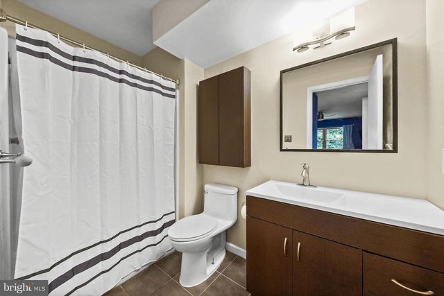 171 WOODLAKE DR, Marlton, NJ 08053