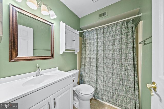 171 WOODLAKE DR, Marlton, NJ 08053