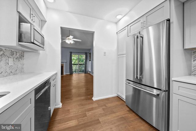 171 WOODLAKE DR, Marlton, NJ 08053