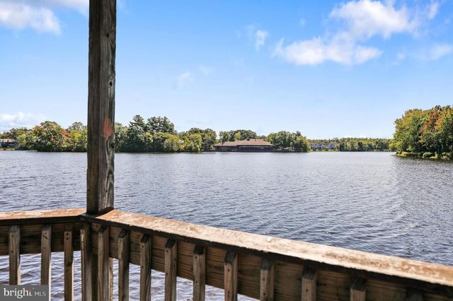 171 WOODLAKE DR, Marlton, NJ 08053