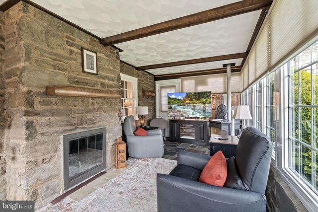 79 MANOR CIR, Bristol, PA 19007