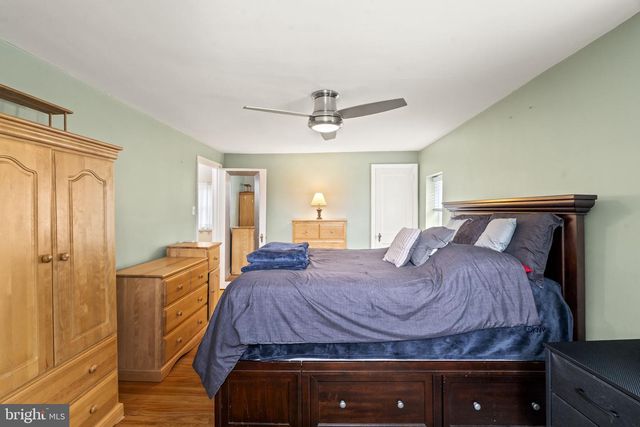 79 MANOR CIR, Bristol, PA 19007