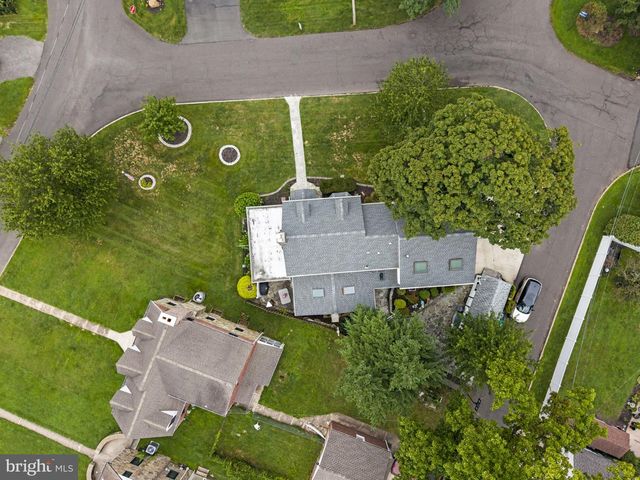 79 MANOR CIR, Bristol, PA 19007
