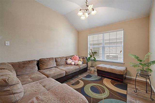 2429 Forest Creek Drive, Fort Worth, TX 76123