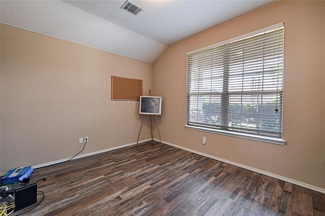 2429 Forest Creek Drive, Fort Worth, TX 76123