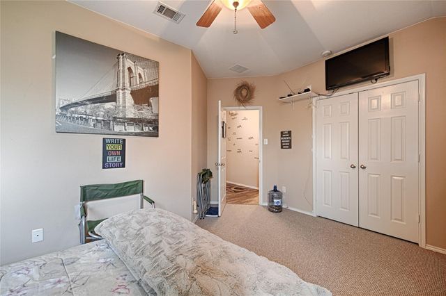 2429 Forest Creek Drive, Fort Worth, TX 76123