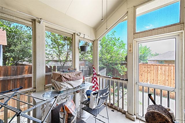 2429 Forest Creek Drive, Fort Worth, TX 76123