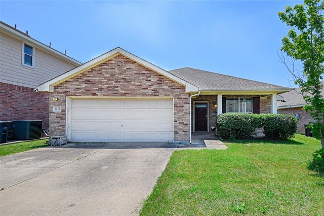 2429 Forest Creek Drive, Fort Worth, TX 76123