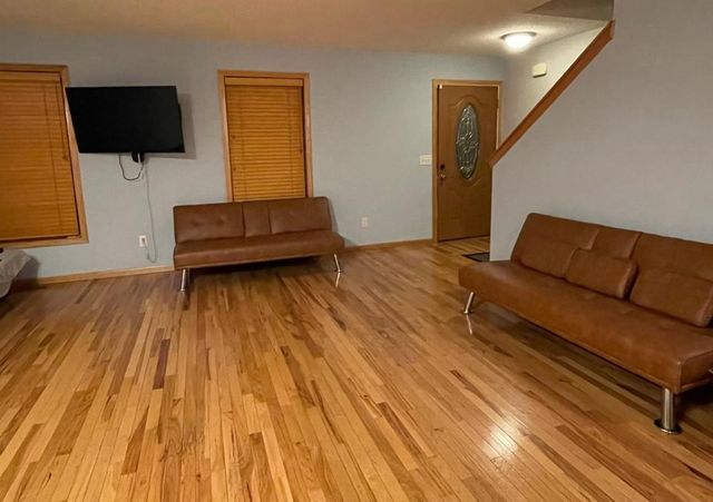 36 Winnipeg Avenue, Saint Paul, MN 55117