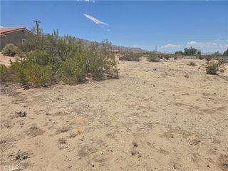 2 Sheridan Avenue, 29 Palms, CA 92277