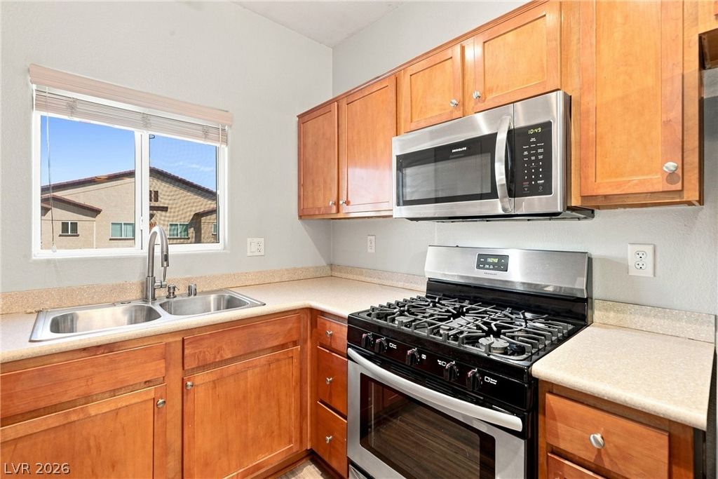 2291 West Horizon Ridge Parkway 9249, Henderson, NV 89052 — photo 3