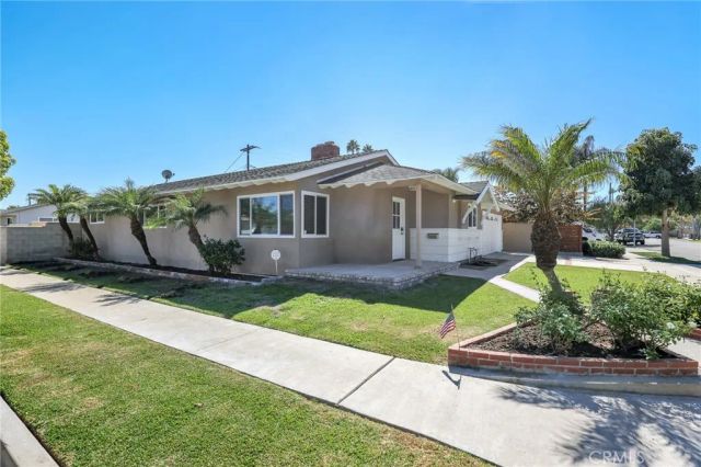 2528 Bowdoin Place, Costa Mesa, CA 92626