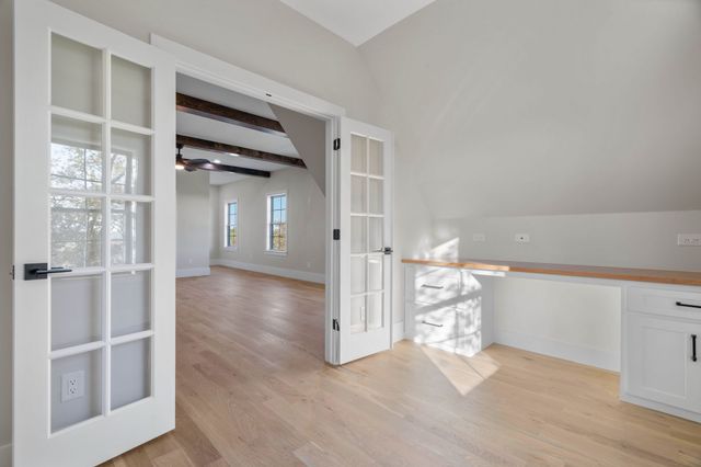 559 Aermotor Loop, Weatherford, TX 76085