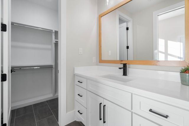 559 Aermotor Loop, Weatherford, TX 76085