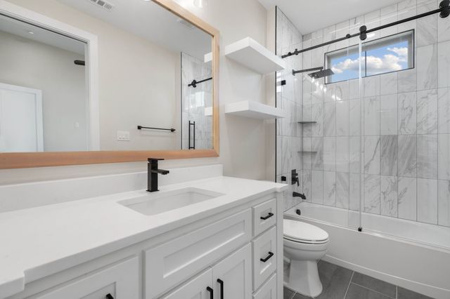 559 Aermotor Loop, Weatherford, TX 76085