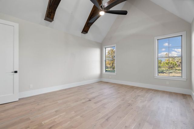 559 Aermotor Loop, Weatherford, TX 76085