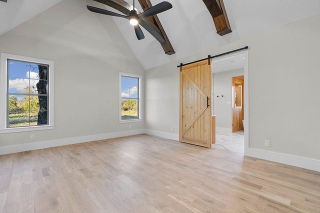 559 Aermotor Loop, Weatherford, TX 76085