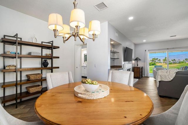 673 Vista Lago Circle N, Palm Desert, CA 92211