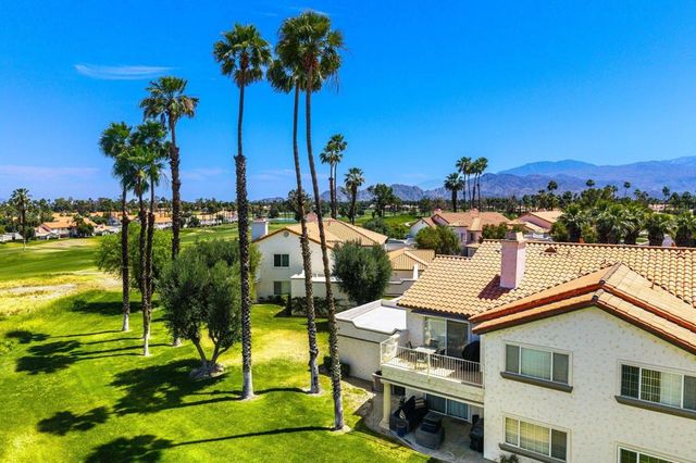 673 Vista Lago Circle N, Palm Desert, CA 92211