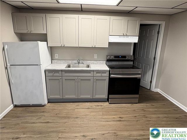 5210 Main Street 308, Whitehall Twp, PA 18052