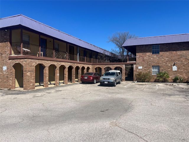 1410 W North Loop BLVD 102, Austin, TX 78756