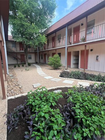 1410 W North Loop BLVD 102, Austin, TX 78756