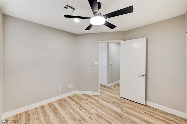 2720 Kennington Circle, Las Vegas, NV 89117