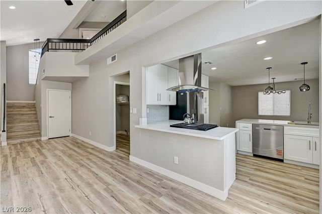 2720 Kennington Circle, Las Vegas, NV 89117