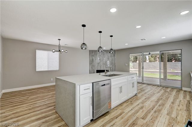 2720 Kennington Circle, Las Vegas, NV 89117