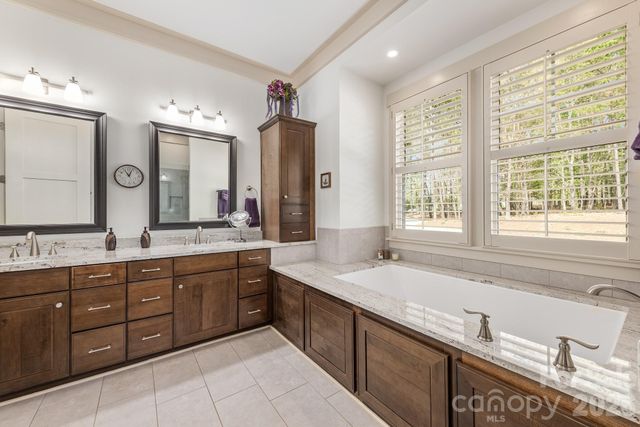18321 Rosapenny Road, Charlotte, NC 28278