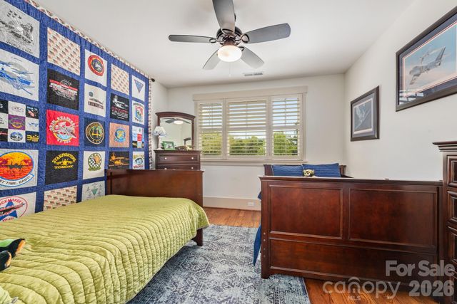 18321 Rosapenny Road, Charlotte, NC 28278