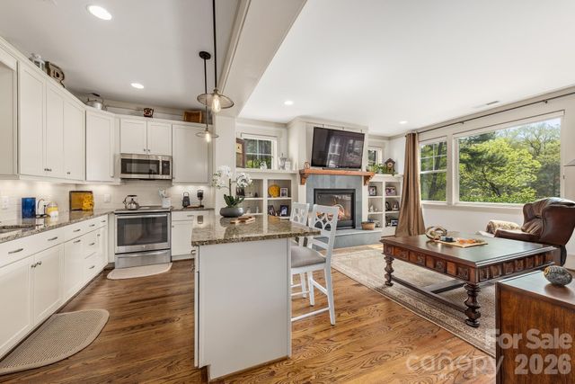 18321 Rosapenny Road, Charlotte, NC 28278