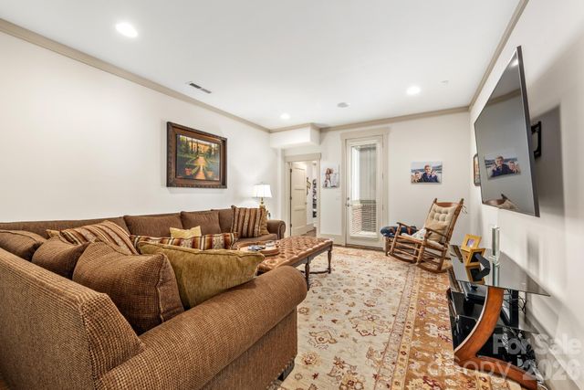 18321 Rosapenny Road, Charlotte, NC 28278
