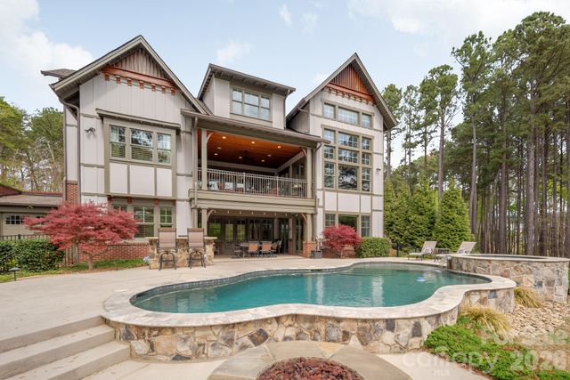18321 Rosapenny Road, Charlotte, NC 28278