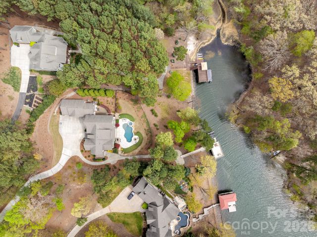 18321 Rosapenny Road, Charlotte, NC 28278