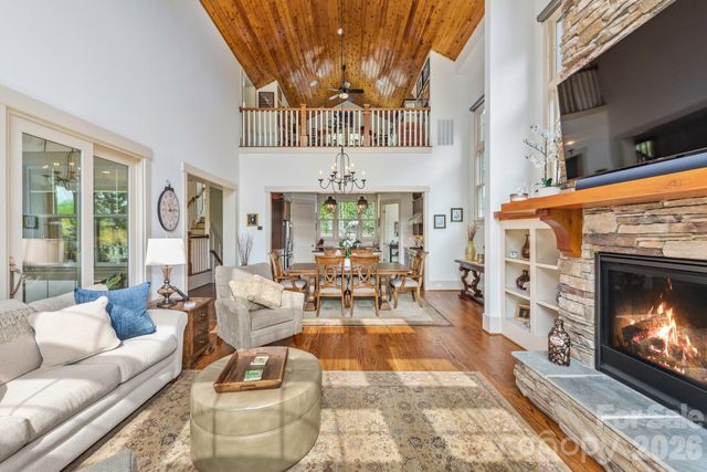 18321 Rosapenny Road, Charlotte, NC 28278