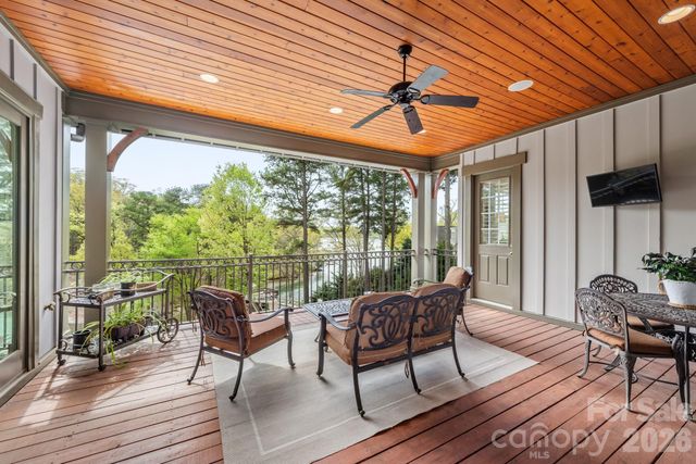 18321 Rosapenny Road, Charlotte, NC 28278