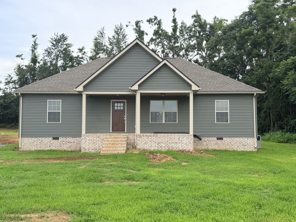68 Magnolia Springs Way, Lafayette, TN 37083