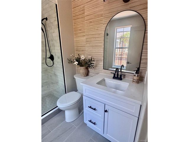 9633 W Elmhurst Pl, Littleton, CO 80128