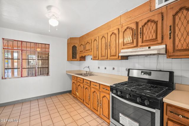 229 EDITH Drive, El Paso, TX 79915
