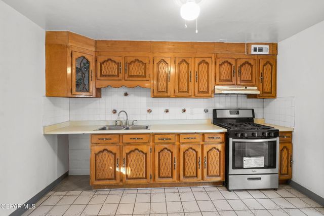 229 EDITH Drive, El Paso, TX 79915