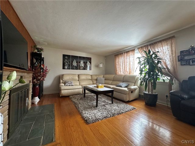 158 Darlington Road, Syracuse, NY 13208