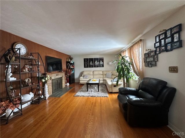 158 Darlington Road, Syracuse, NY 13208