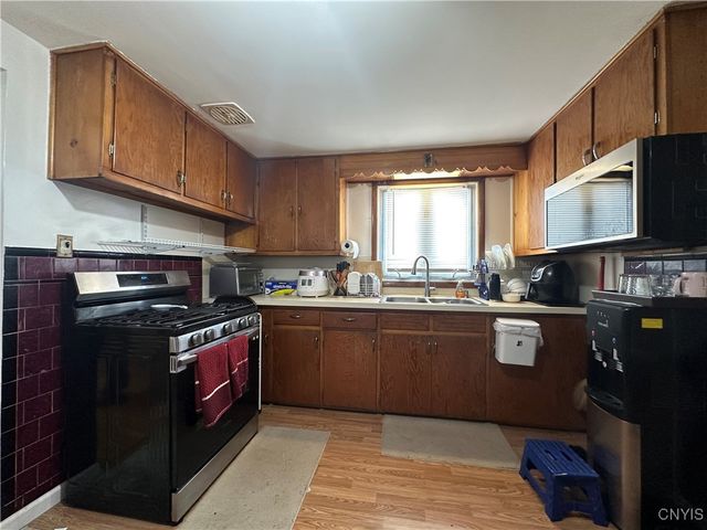 158 Darlington Road, Syracuse, NY 13208