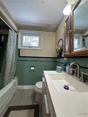 158 Darlington Road, Syracuse, NY 13208