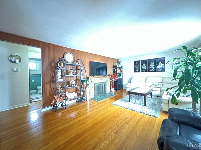 158 Darlington Road, Syracuse, NY 13208