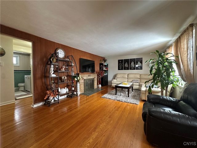 158 Darlington Road, Syracuse, NY 13208
