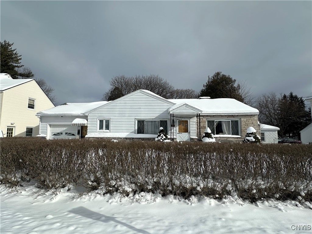 158 Darlington Road, Syracuse, NY 13208