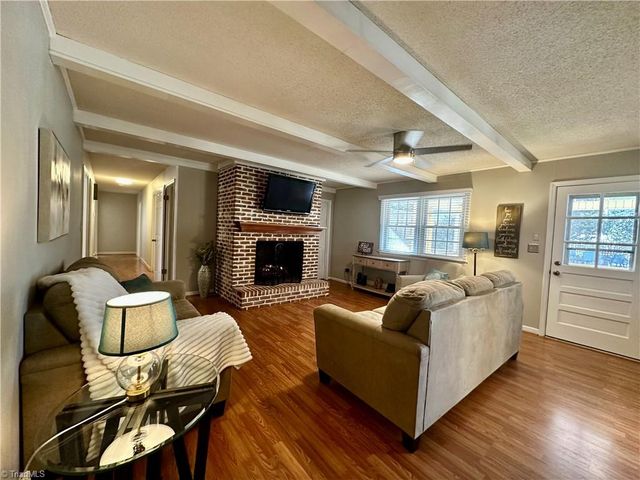 510 Merrybrook Court, Clemmons, NC 27012